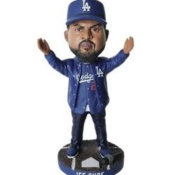 Ice Cube Bobble Head