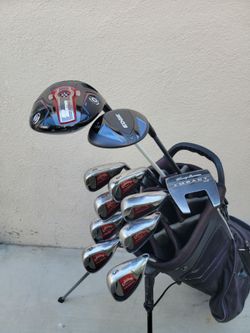Callaway Big Bertha Golf Club Set Right Handed W/Datrek Stand Bag