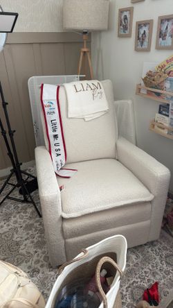 Like new reclining chair