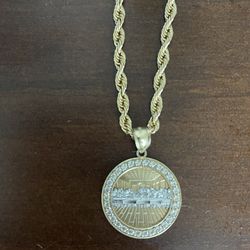 10K GOLD ROPE CHAIN W/ PENDANT