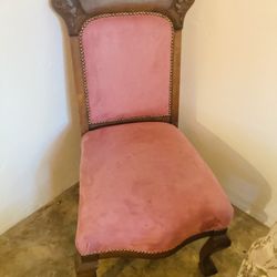 Beautiful Pink Velvet, Victorian Chair, Reupholstered!😊💗✨