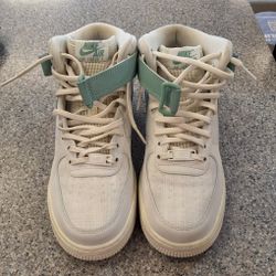 Nike Air Force 1 '07 Mid Summit White Mineral size 7.5