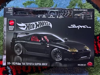 Mattel Brick Shop Hot Wheels '94 Toyota Supra MKIV Building Set 824 pcs JH44