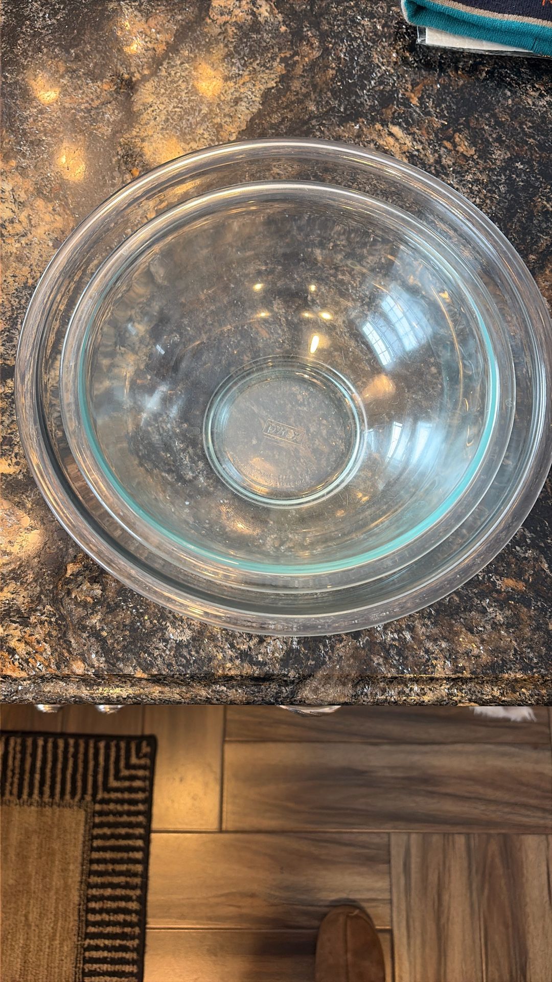 Pyrex Nesting Bowls 