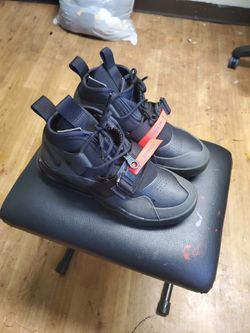 Nike Air Force 270