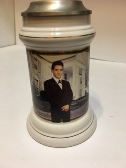 Elvis at Graceland stein excellent condition