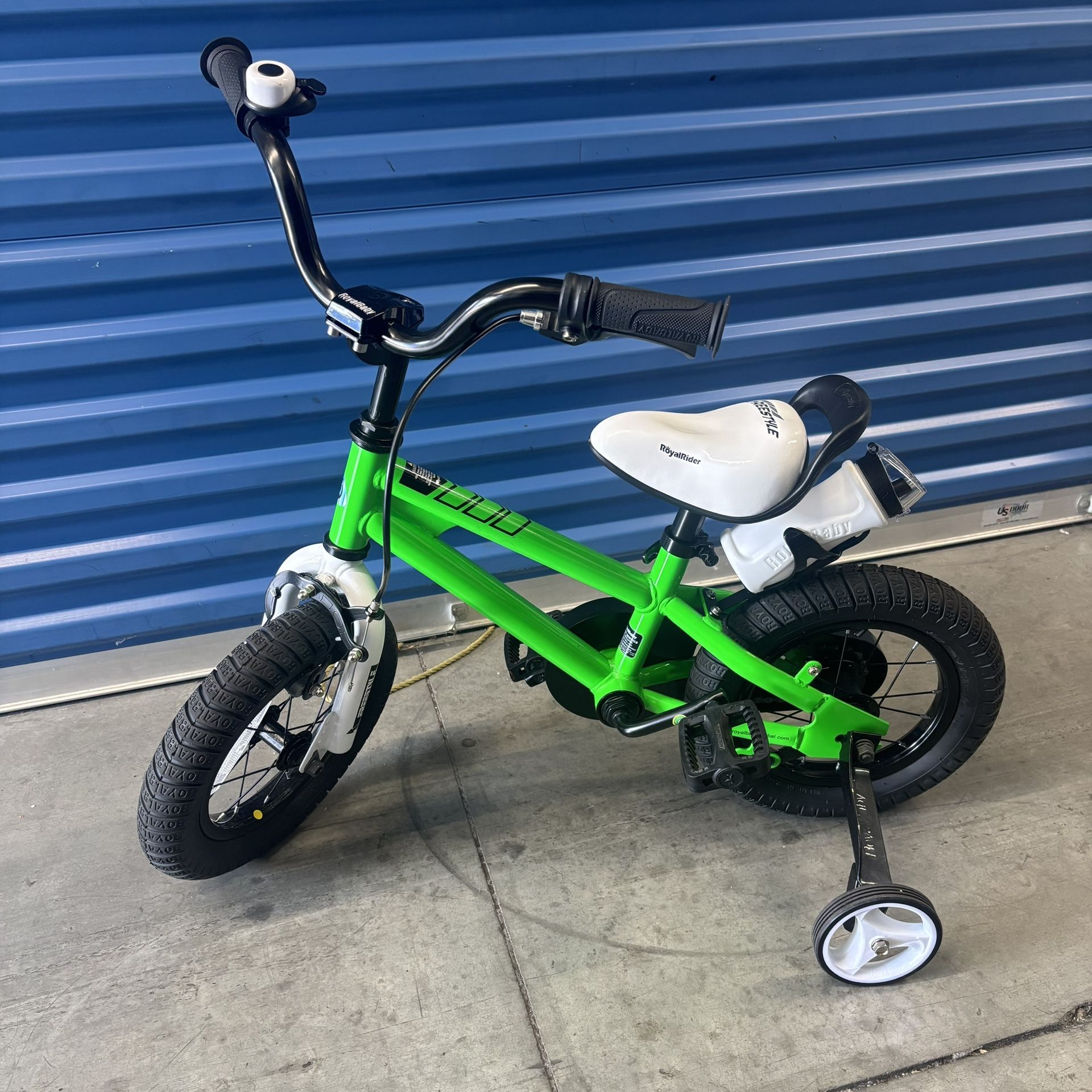 NEW! Kids Bicycle w/ Training Wheels