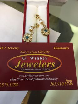 18 Kt. Real gold, Pearl,not plated ears