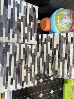 Bathroom/kitchen Tiles 