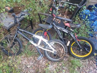2 KIDS BIKES $25 FOR BOTH