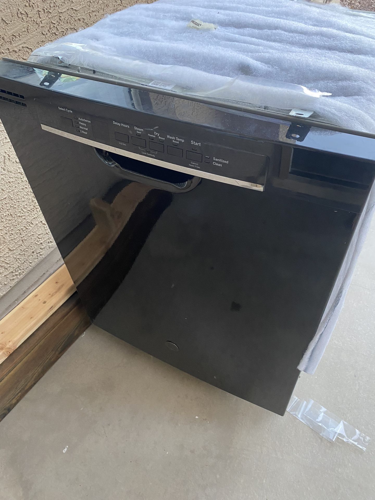 GE GDF530PGM0BB Dishwasher