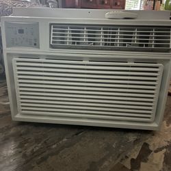 12000btu AC. Comfort Air
