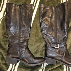 NEW Womens Size 9.5 Croft & Barrow Black Knee High Boots 