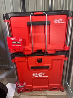 Milwaukee packout stack