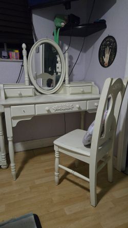 White Wooden Vanity Desk with Mirror and Chair