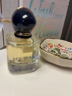 My Way Perfume (Giorgio Armani)