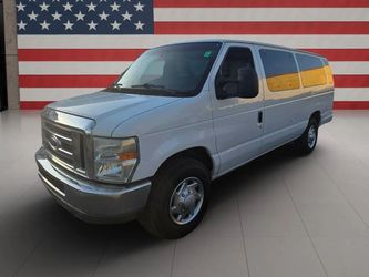2014 Ford E350 Super Duty Passenger