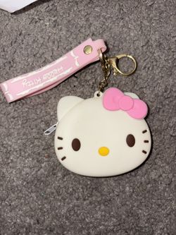 hello kitty coin purse