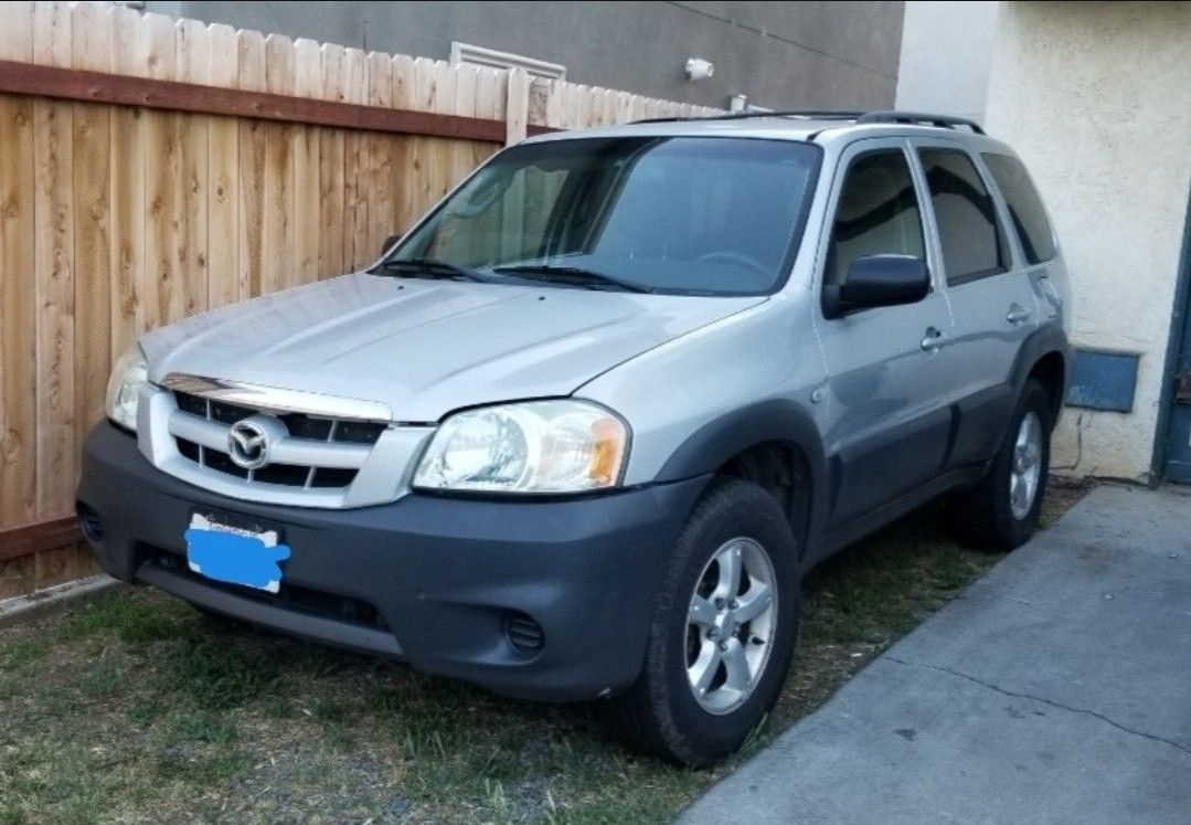 2005 Mazda Tribute