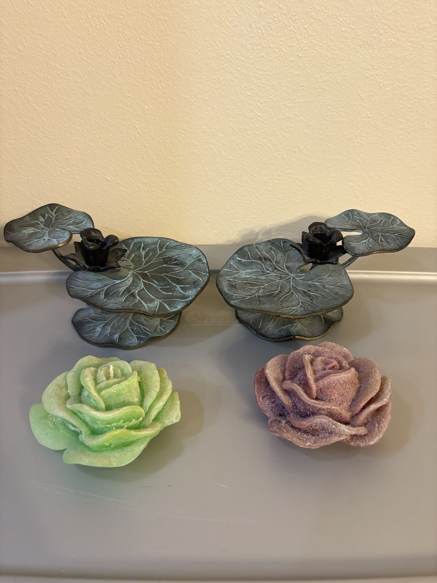 VTG Brass Lilly Pad Candle Holders Set Of 2 W/2 Free Handcrafted Candle Flowers