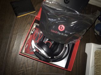 Beats PRO (Silver) Headphones