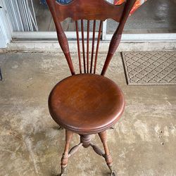 Antique Sewing Chair 