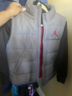 Boys Air Jordan Size medium Vest Jacket 