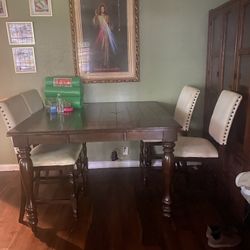 Dining Table 4 Chairs 