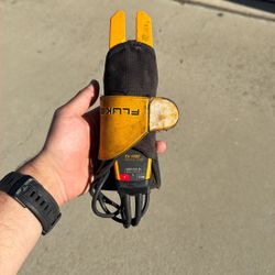 Fluke Volt Meter T5-1000