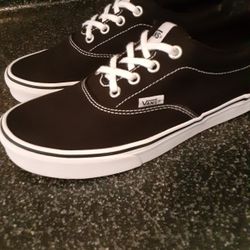 Vans womens 8 Like new 