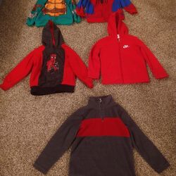 Boy's Sweaters Hoodie Size 6