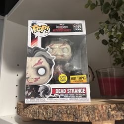 Funko Pop Dead 💀 Doctor Strange ! (glows In The Darck )