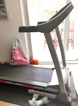 Sunny Health & Fitness SF-T7 Treadmill