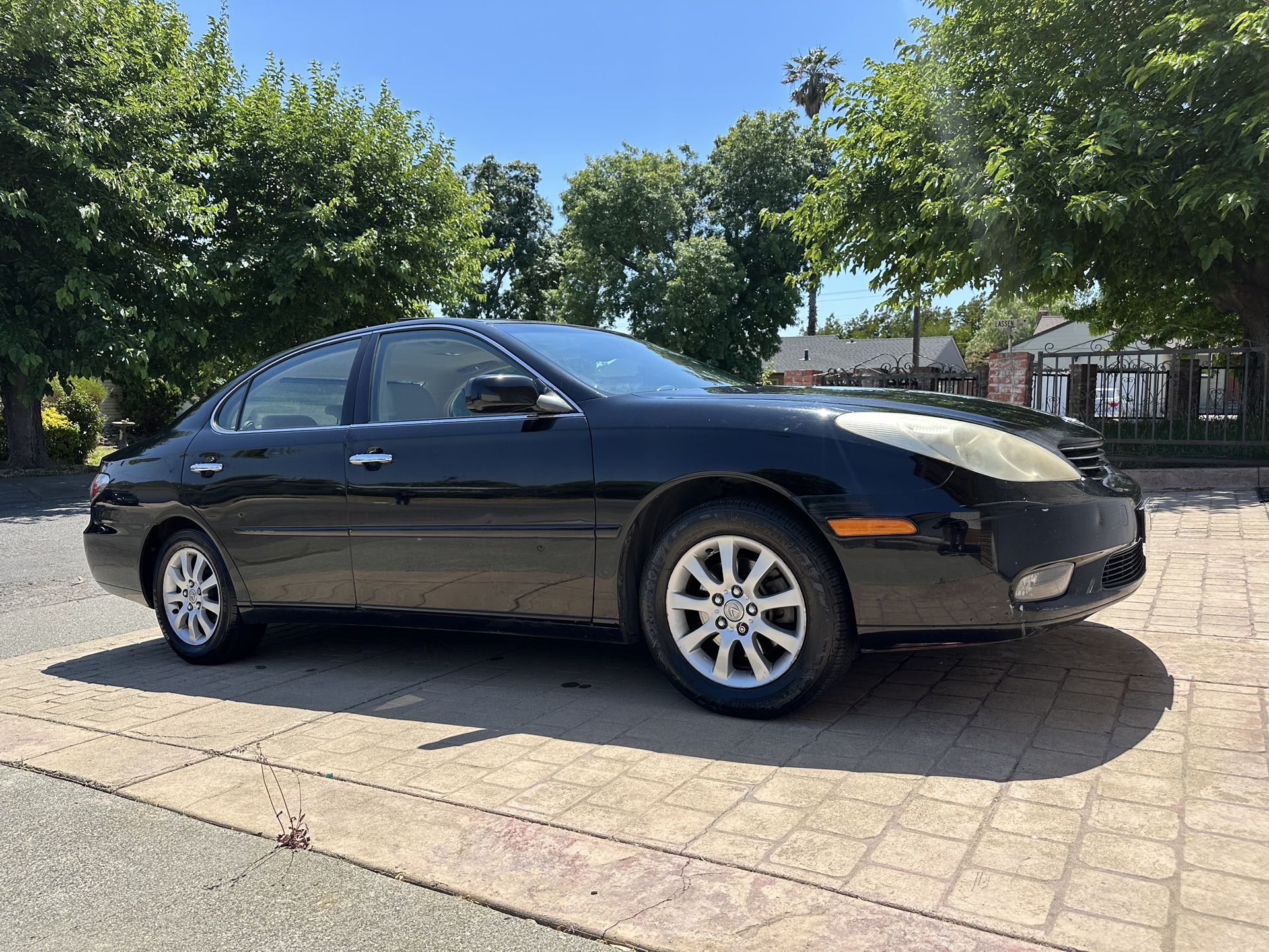 2004 Lexus ES 330