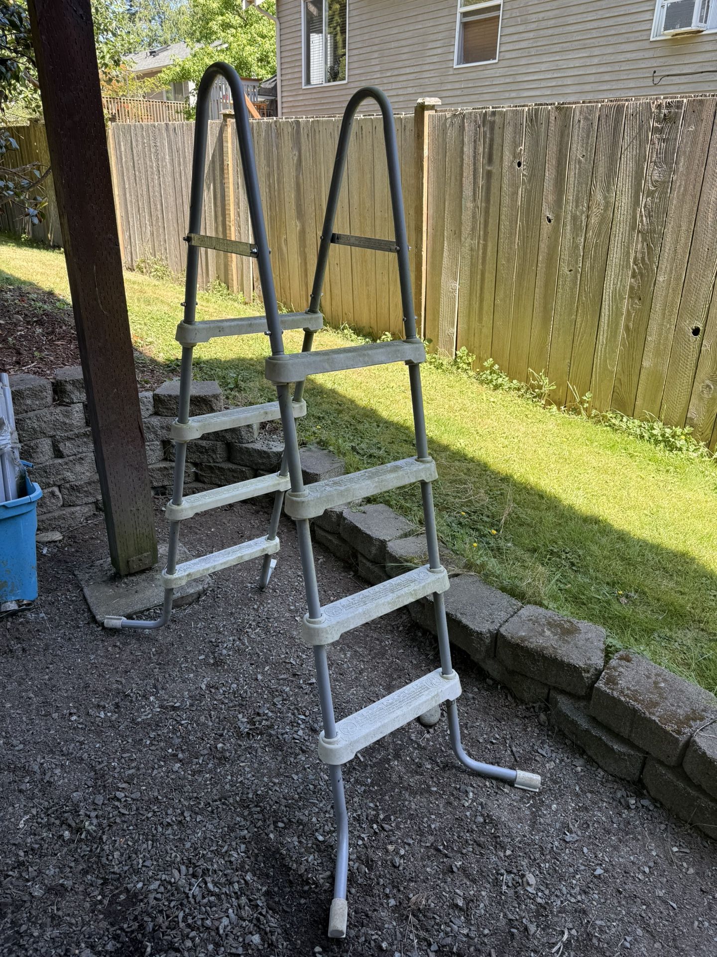 Pool Ladder