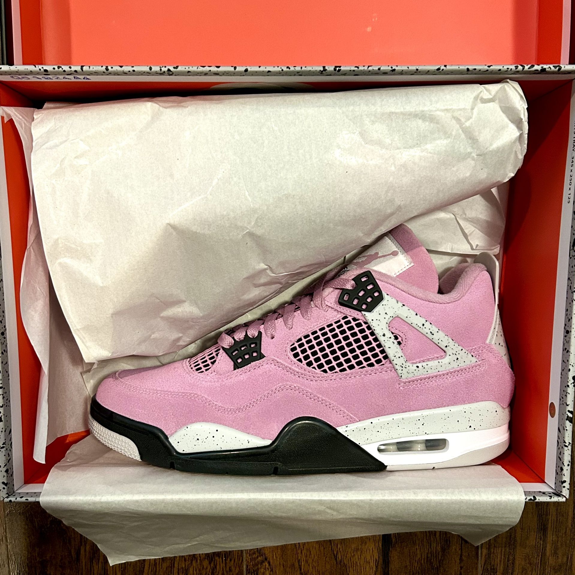 Brand New Jordan 4 Retro “Orchid” (W) Mens Size 10.5/Womens Size 12