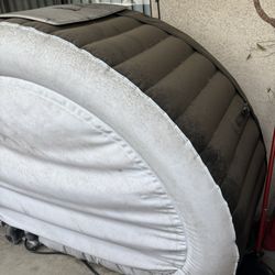 Portable Jacuzzi/Spa Excellent Condition