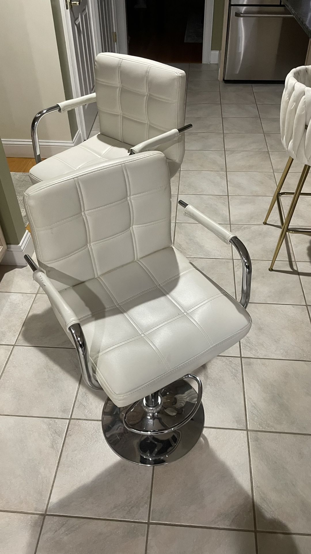 Adjustable Swivel Barstools -set Of 4 - White