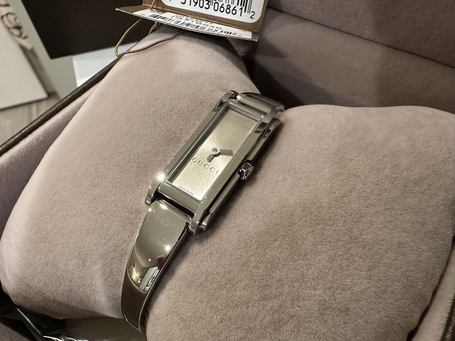 Gucci Women’s Dress Watch G Line 109 Series YA109523 USED