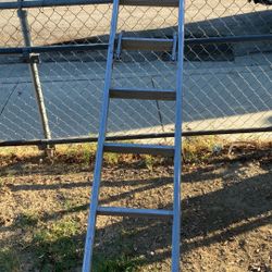 16 Ft Ladder 