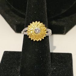 New 2 Toned Sunflower Ring Size 7