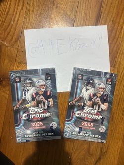 2025 Topps Chrome NFL Football Hobby Box