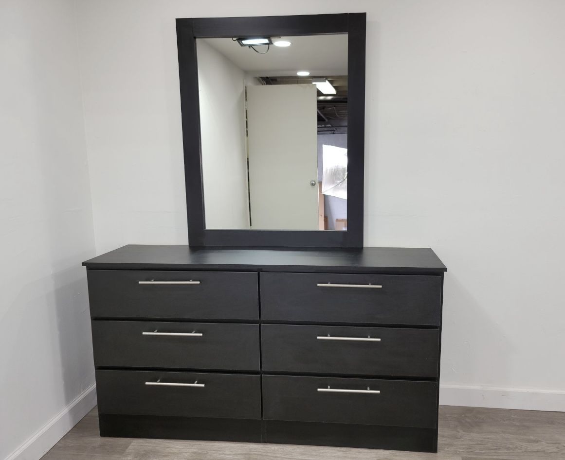 Dresser Whit Mirror - Cómoda Con Espejo 