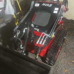 Skid Steer MMS380 720cc Engine New DMV Documents In Hand