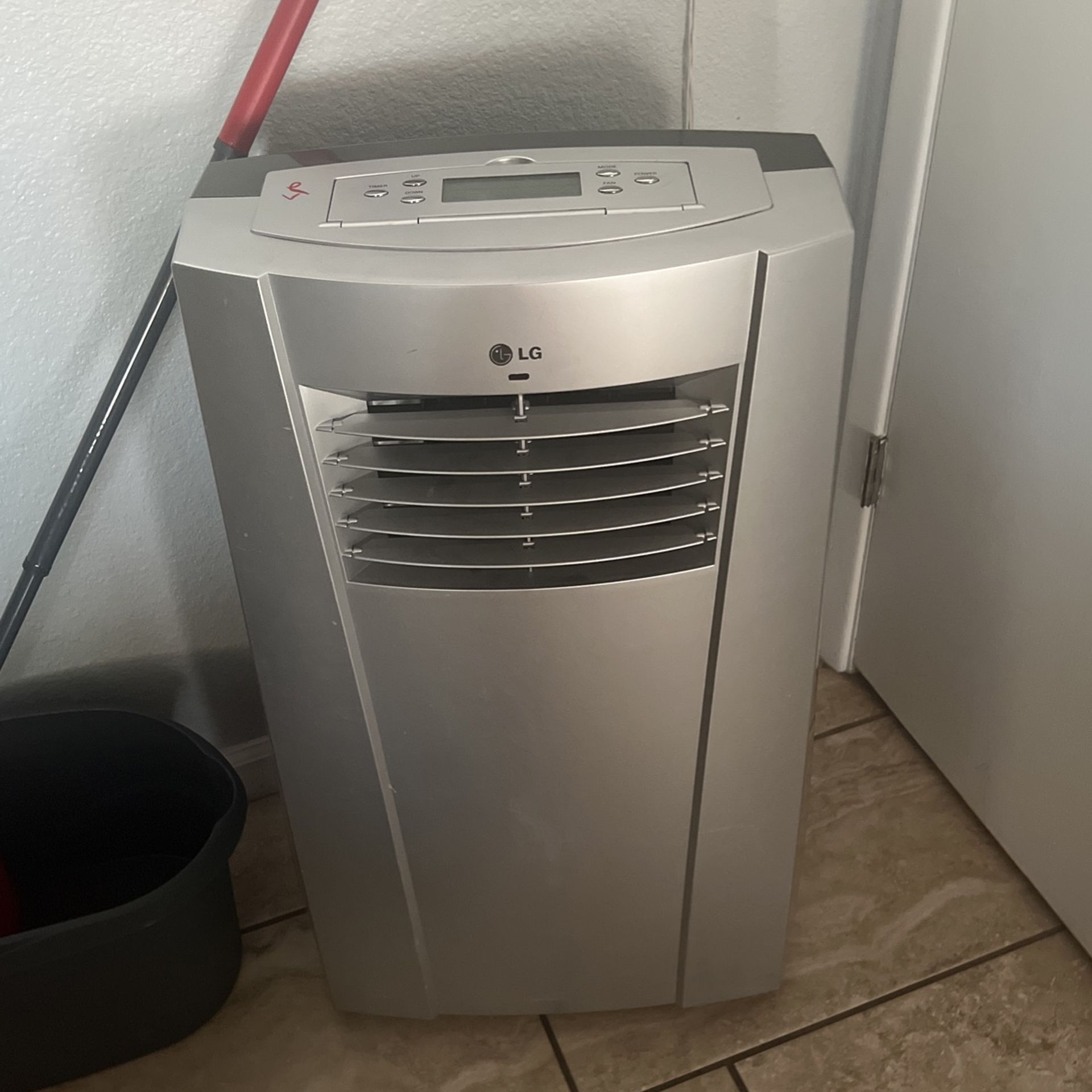 LG AC