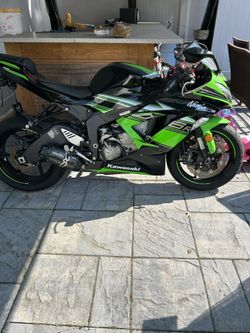 2016 Kawasaki Zx6-r for Sale in Franklin Square, NY - OfferUp