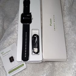 NEW Letsfit Smart Watch, E27 w/Original Box