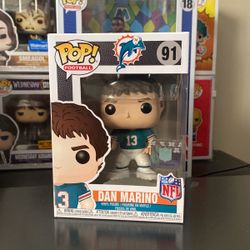 Dan Marino Funko Pop NFL 91 Vaulted Miami Dolphins for Sale in Irving, TX -  OfferUp