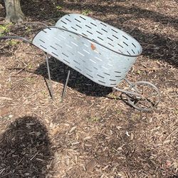 Modern Farmhouse Style Garden Planter Flower Pot Metal Wheel Barrel 