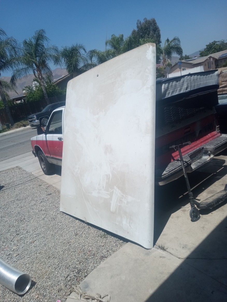 Back Bed Cover For 2003 GMC Or Chevy